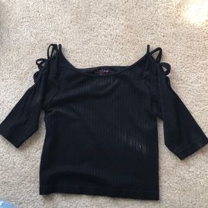 Open Shoulder Crop Top